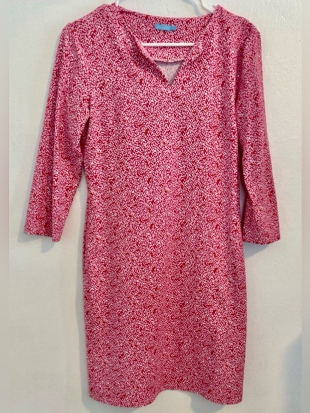 J.McLaughlin Pink White Printed Mini Dress S, 3/4 sleeve, performance fabric.